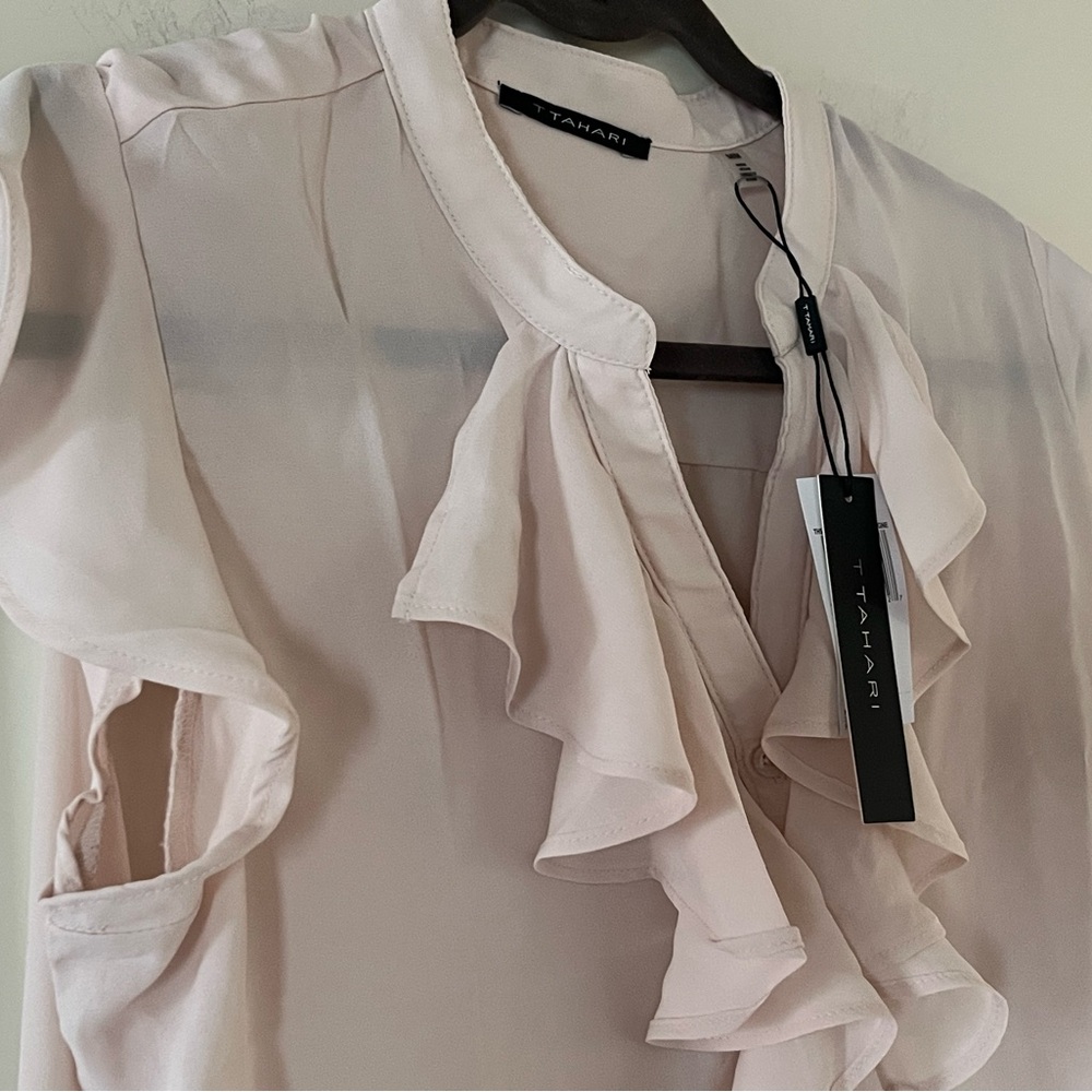 New! T Tahari Elegant Blush Ruffle Blouse Women’s Size Medium - Picture 7 of 15